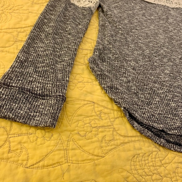 Cute ladies top from Rewind - Picture 11 of 12